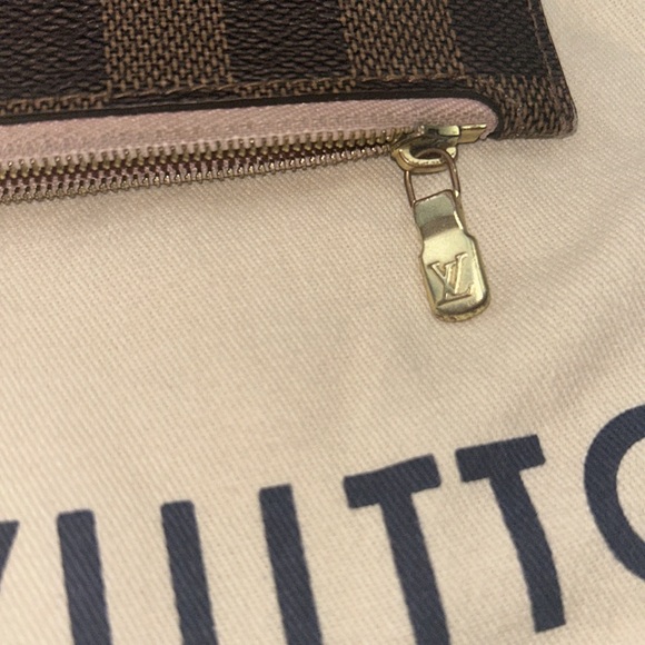 LV Neverfull - Picture 7 of 13